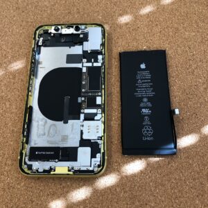 【iPhone11】「お使いのバッテリーは著しく劣化しています」この表示が出たらバッテリー交換をしましょう！当店では交換修理を承っています！