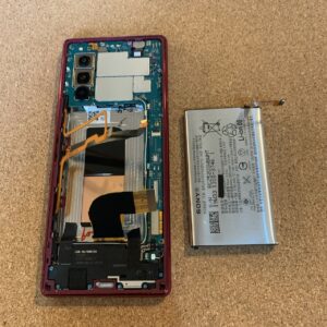 【Xperia5】 バッテリーのもちが悪い？原因はバッテリーの劣化かも？そんな時は当店でバッテリーの交換修理できます